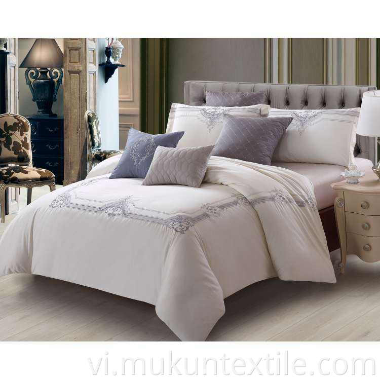  Cotton Embroidery Bedding Set